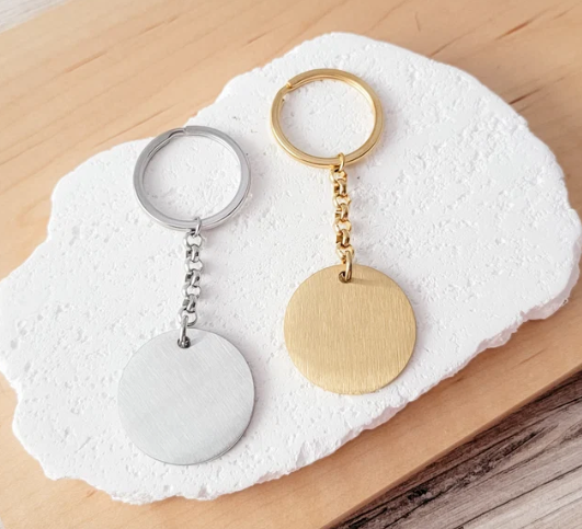 "Brushed circle pendant keychain in silver and gold stainless steel, blank for engraving"

